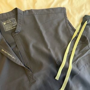 FIGS Scrub Set in Space Navy - Top XL, Pants XXL